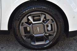 2024 Kia Carnival GT-Line HEV KA4 PE MY25 Snow White Pearl