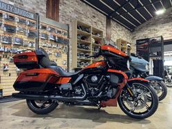 Harley-Davidson Street Glide Ultra 117 (flhxu)