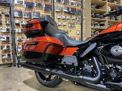 2025 HARLEY-DAVIDSON STREET GLIDE ULTRA 117 (FLHXU) ROAD WHISKEY FIRE