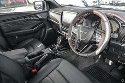 2025 Isuzu D-MAX X-TERRAIN