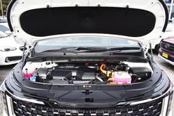 2024 Kia Carnival GT-Line HEV KA4 PE MY25 Snow White Pearl