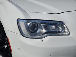 2021 Chrysler 300 SRT Core LX MY21 Bright White