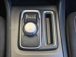 2021 Chrysler 300 SRT Core LX MY21 Bright White