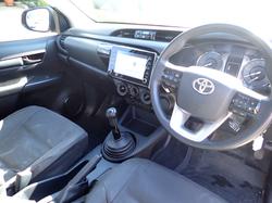 2021 TOYOTA HILUX WORKMATE WHITE