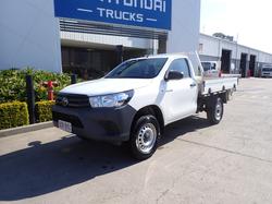 2021 TOYOTA HILUX WORKMATE WHITE