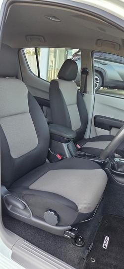 2014 Mitsubishi Triton GLX MN MY15 4X4 Dual Range White