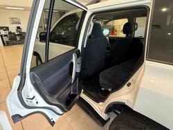 2016 TOYOTA LANDCRUISER