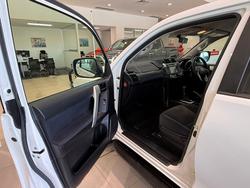 2016 TOYOTA LANDCRUISER