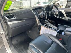 2018 Mitsubishi
                Pajero Sport Exceed