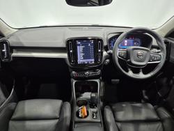 2023 Volvo XC40 Plus B4 MY23 Black Stone