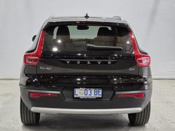 2023 Volvo XC40 Plus B4 MY23 Black Stone