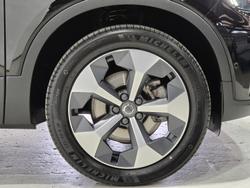 2023 Volvo XC40 Plus B4 MY23 Black Stone