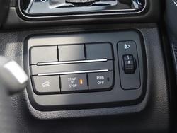 2025 Mahindra XUV3XO AX7L