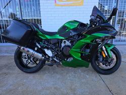 Kawasaki H2 SX SE