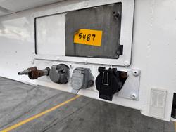 2015 Maxitrans St3 18 Pallet Drop Deck Curtain Sider, 1 X 20 Pins