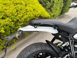 2025 Royal Enfield Guerrilla 450 Smoke Silver