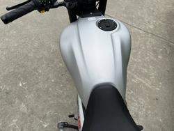 2025 Royal Enfield Guerrilla 450 Smoke Silver