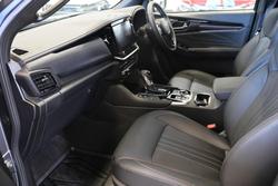 2025 Isuzu MU-X LS-T