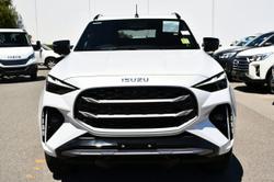 2025 Isuzu
MU-X LS-T