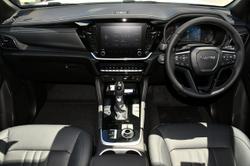 2025 Isuzu
MU-X LS-T