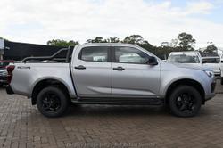 2025 Isuzu
D-MAX X-RIDER