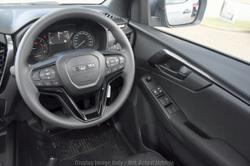 2025 Isuzu
D-MAX X-RIDER