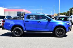 2025 Isuzu
D-MAX X-RIDER