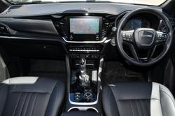 2025 Isuzu MU-X LS-T