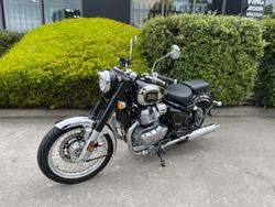 2025 Royal Enfield CLASSIC 650 Black