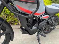 2024 Royal Enfield HIMALAYAN 450 SLATE HIMALAYAN SALT