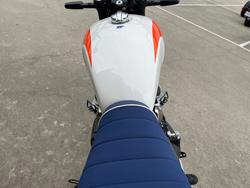 2025 Royal Enfield 2025 650CC INTERCEPTOR BEAR 650 Road White