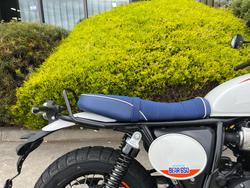 2025 Royal Enfield 2025 650CC INTERCEPTOR BEAR 650 Road White