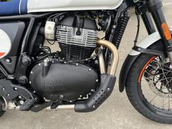 2025 Royal Enfield 2025 650CC INTERCEPTOR BEAR 650 Road White