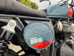 2025 Royal Enfield 2025 650CC INTERCEPTOR BEAR 650 Road Petrol Green