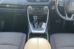 2021 Toyota
                RAV4 GXL