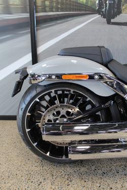2025 Harley-davidson FXBR BREAKOUT (117) billiard gray