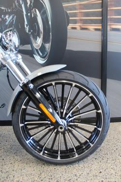 2025 Harley-davidson FXBR BREAKOUT (117) billiard gray