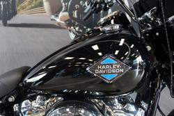 2025 Harley-davidson FLHC HERITAGE CLASSIC (117) VIVID BLACK