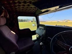 2006 Kenworth
                T401 36-Inch Bunk, Cat C12 430Hp,18Sp 