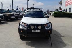 2017 Mitsubishi Triton GLX