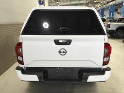 2021 Nissan Navara ST