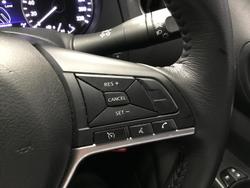 2021 Nissan Navara ST