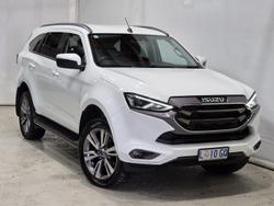 Isuzu MU-X