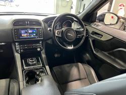 2016 Jaguar F-PACE 30d S X761 MY17 AWD Polaris White