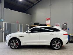 2016 Jaguar F-PACE 30d S X761 MY17 AWD Polaris White