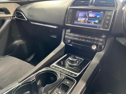 2016 Jaguar F-PACE 30d S X761 MY17 AWD Polaris White