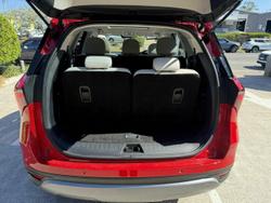 2023 Mahindra XUV700 AX7