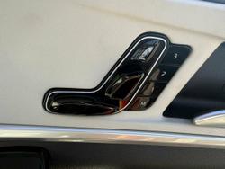 2023 Mahindra XUV700 AX7