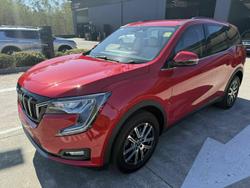 2023 Mahindra XUV700 AX7