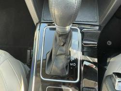 2023 Mahindra XUV700 AX7